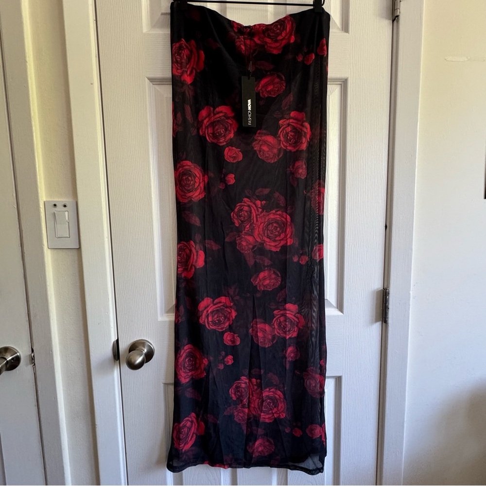 Mesh Sexy see through Black/Red Floral Skirt